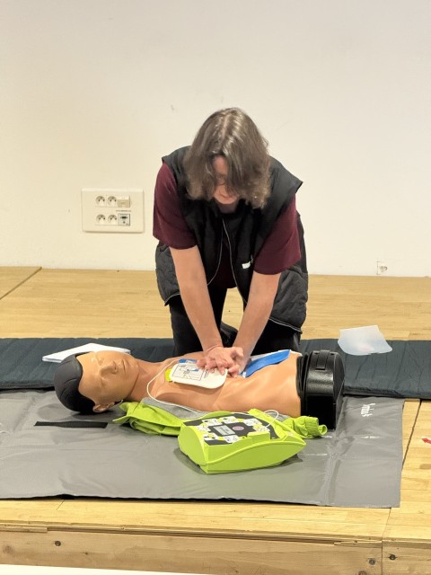 dae-defibrillateur__