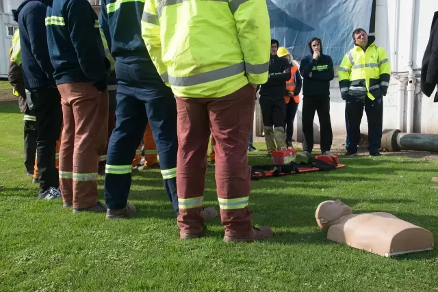 first-aid-training-6592367-1280__